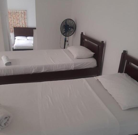 Szálloda Es Lancers, Melgar