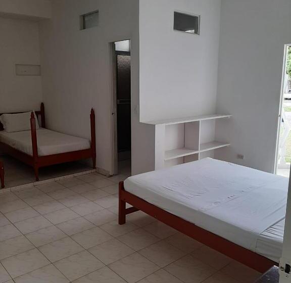 Hotel Es Lancers, Melgar