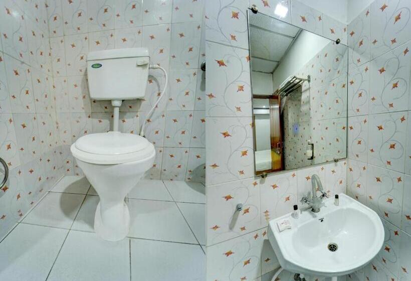 Itsy Hotels Buddha Inn