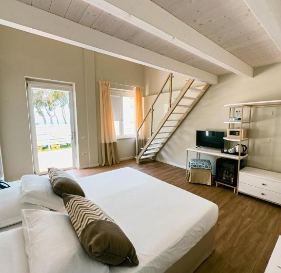 בית מלון כפרי Lido Beach Phg