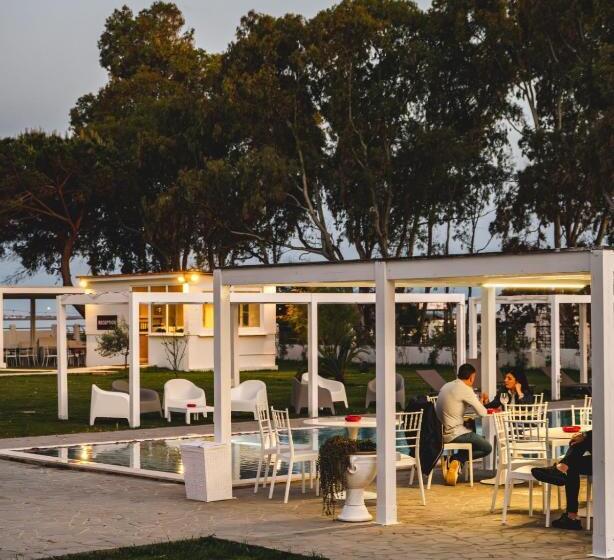 בית מלון כפרי Lido Beach Phg