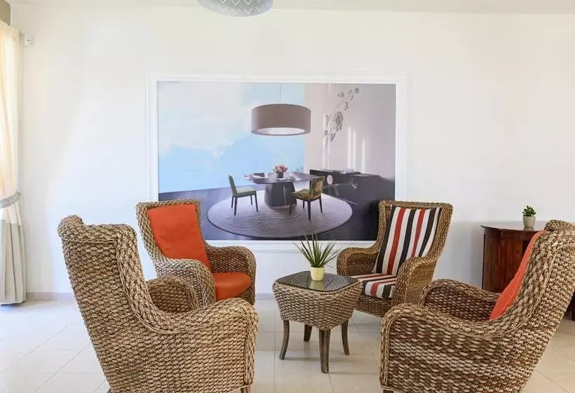 ホテル Lido Beach Phg