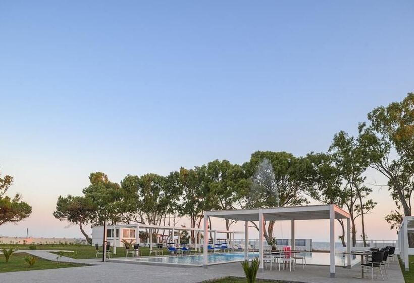 בית מלון כפרי Lido Beach Phg