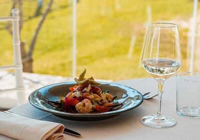 בית מלון כפרי Lido Beach Phg