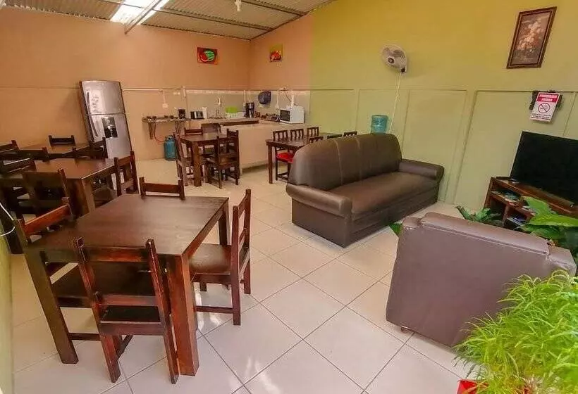 پانسیون Nice Place Hostel