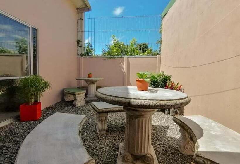 پانسیون Nice Place Hostel