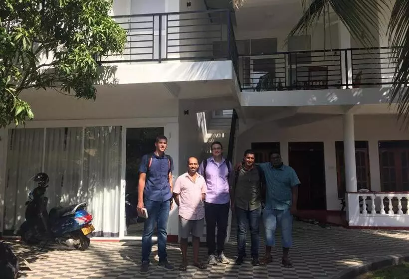 Majatalo Roabaa Guesthouse