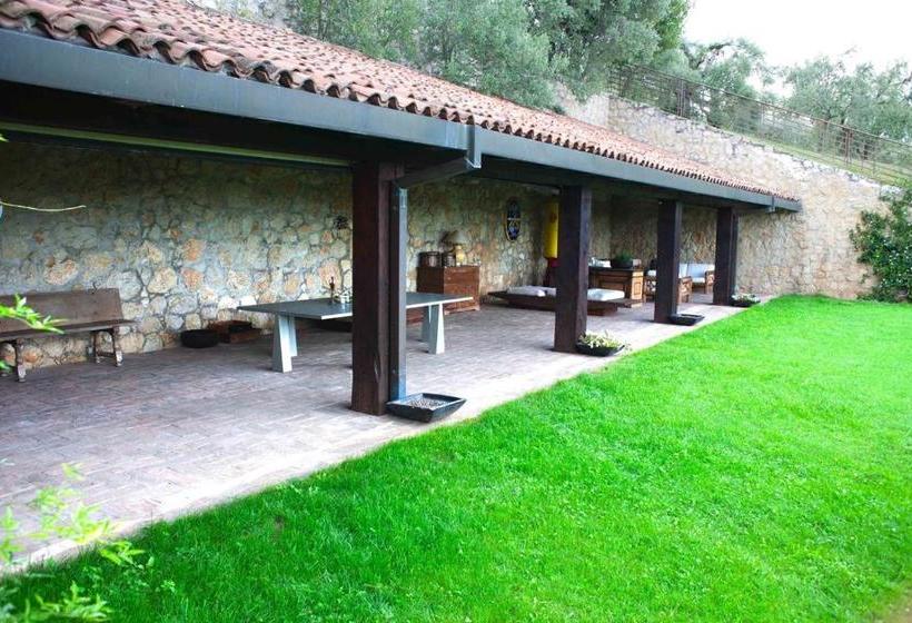 پانسیون Villa L Oliveta