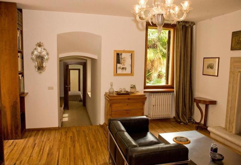 پانسیون Villa L Oliveta