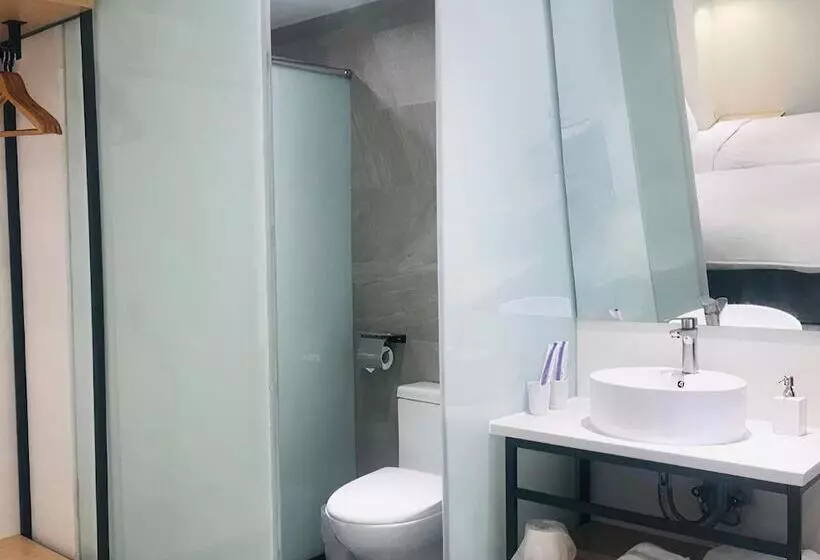 هاستل Green Hotel   Chiayi