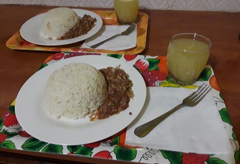 تختخواب و صبحانه The Greenville