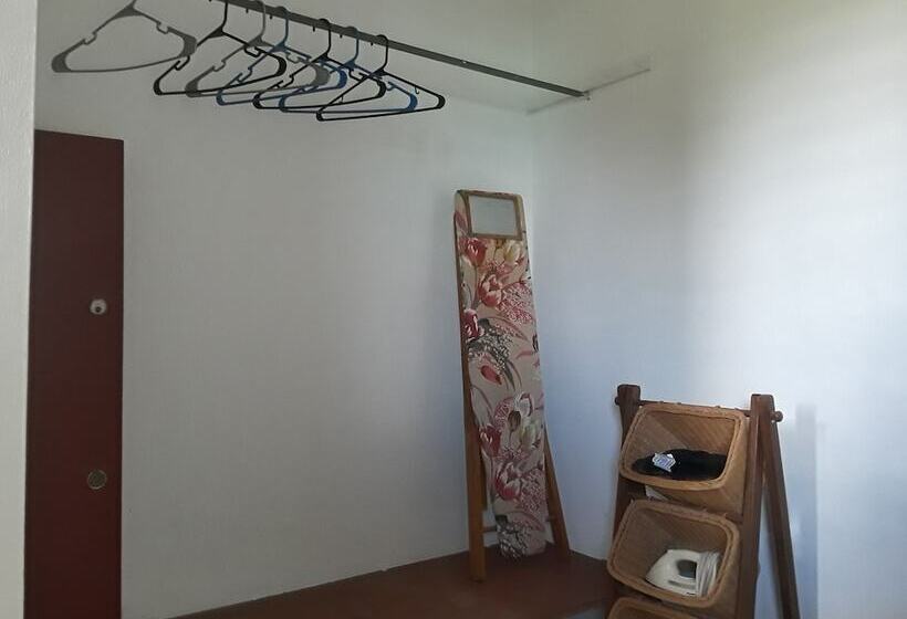 تختخواب و صبحانه The Greenville