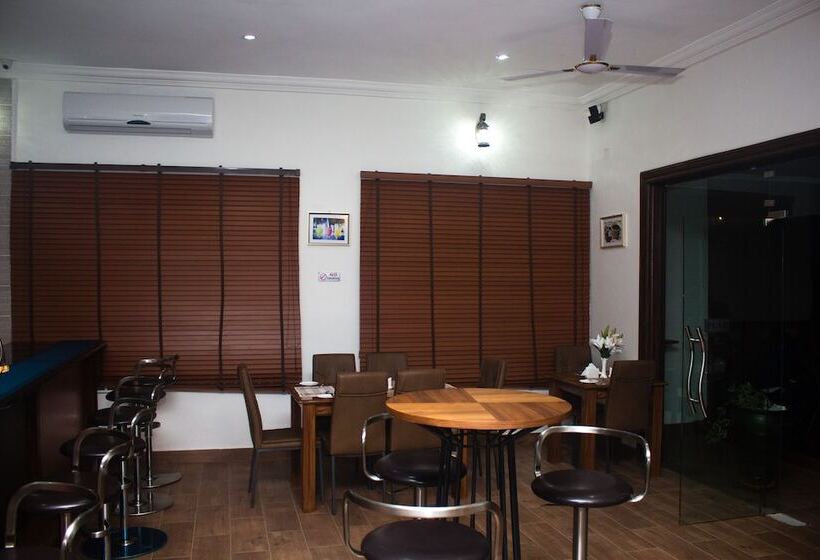 בית מלון כפרי Grace Garden