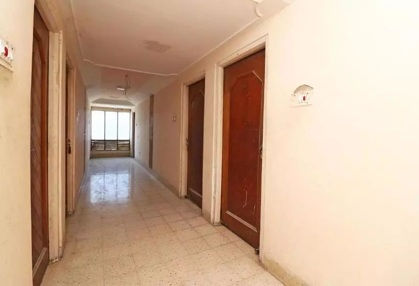 Hotelli Spot On 37002  Natraj