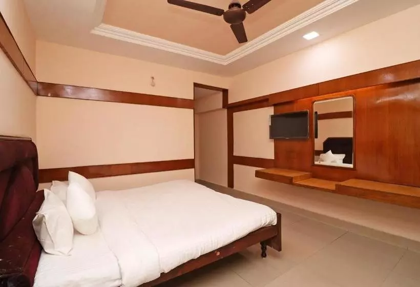 Hotelli Spot On 37002  Natraj