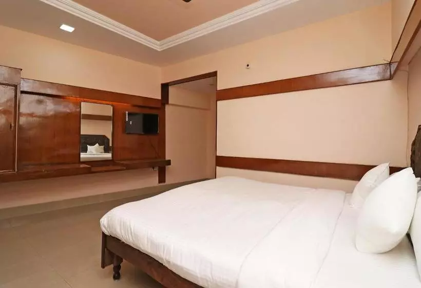 Hotelli Spot On 37002  Natraj