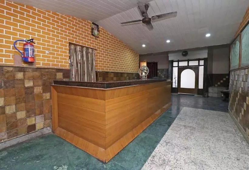 Hotelli Spot On 37002  Natraj