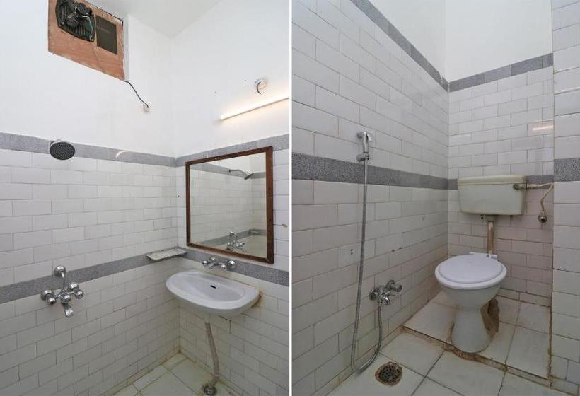 ホテル Spot On 37002 Natraj