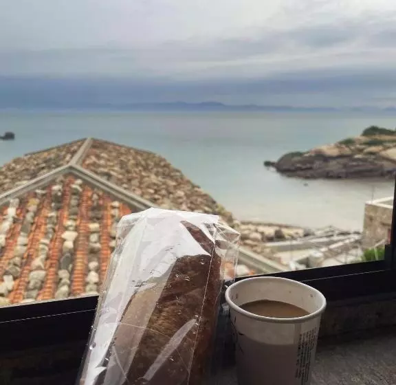 پانسیون Qin Bi Qingnian Homestay