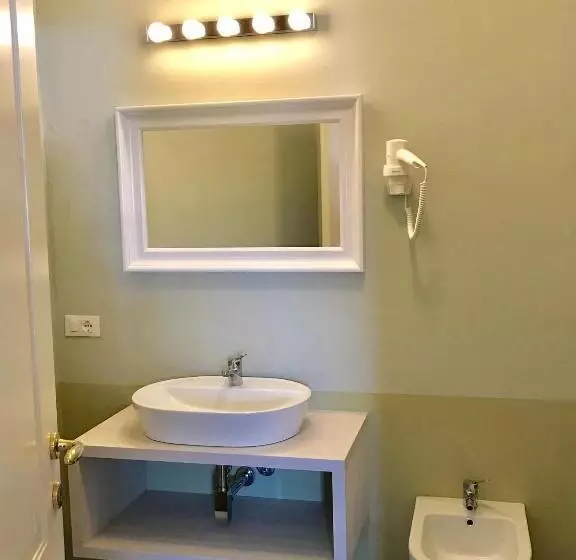 ホテル Esmeralda Ss