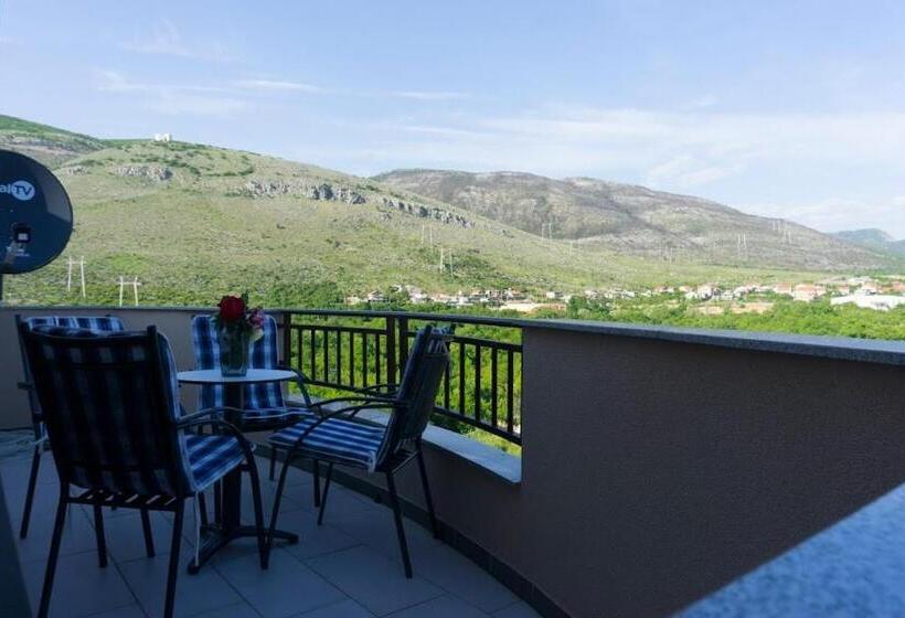 پانسیون Apartments Ena