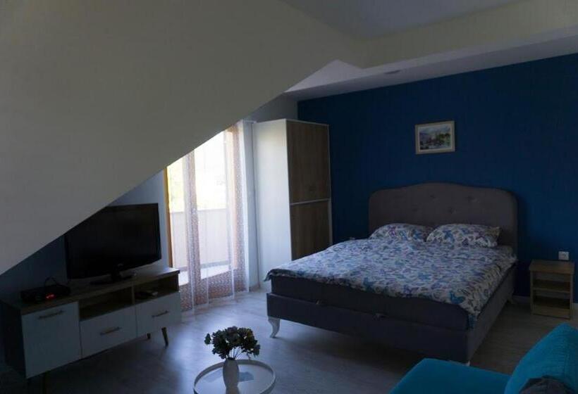 پانسیون Apartments Ena