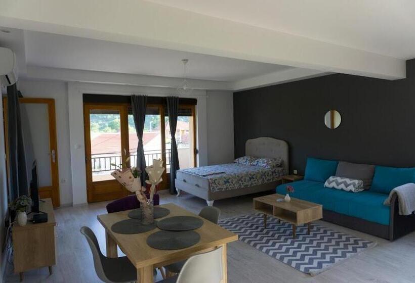 پانسیون Apartments Ena