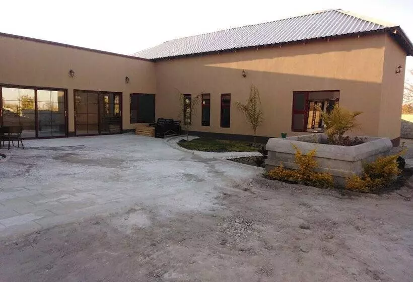 پانسیون Lalani Prestige Guesthouse