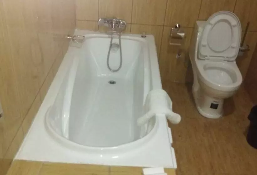 پانسیون Lalani Prestige Guesthouse