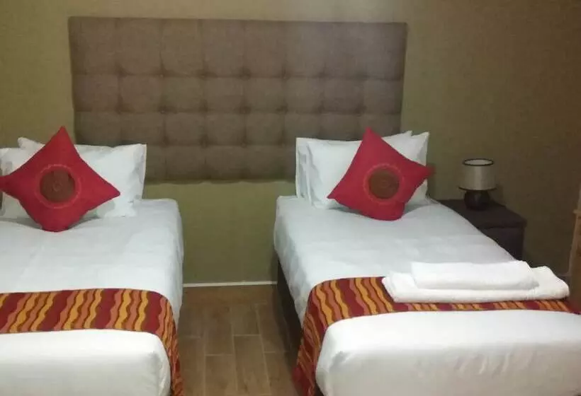 پانسیون Lalani Prestige Guesthouse