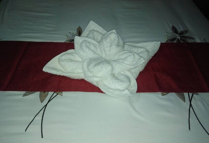 پانسیون Lalani Prestige Guesthouse