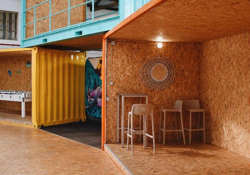 هاستل WOT Peniche