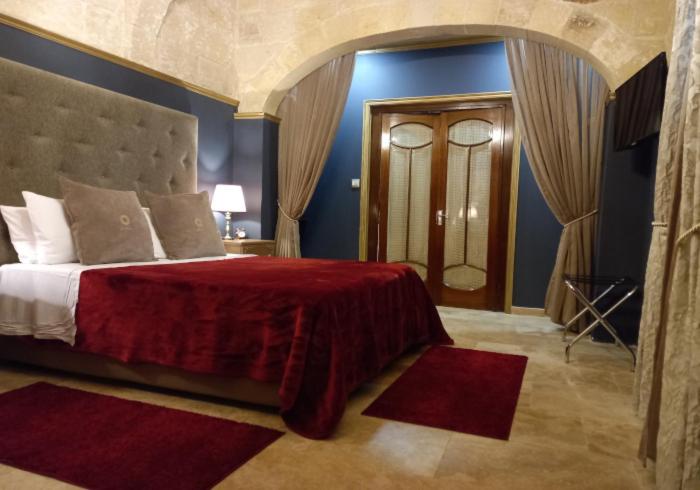 هتل Julina Boutique Living