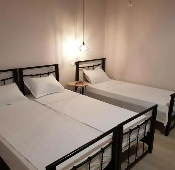 ペンション Dimitri Guest House