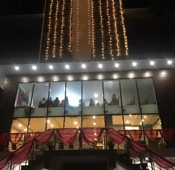 ホテル Yashpadam