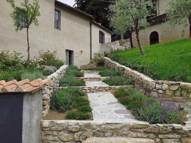 هتل Agriturismo La Terrazza