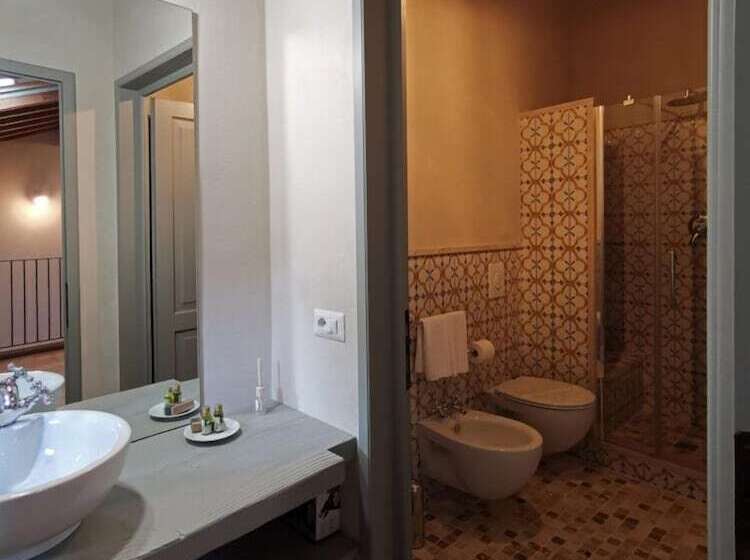 هتل Agriturismo La Terrazza