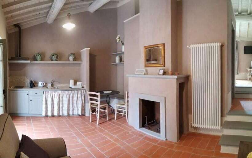 هتل Agriturismo La Terrazza