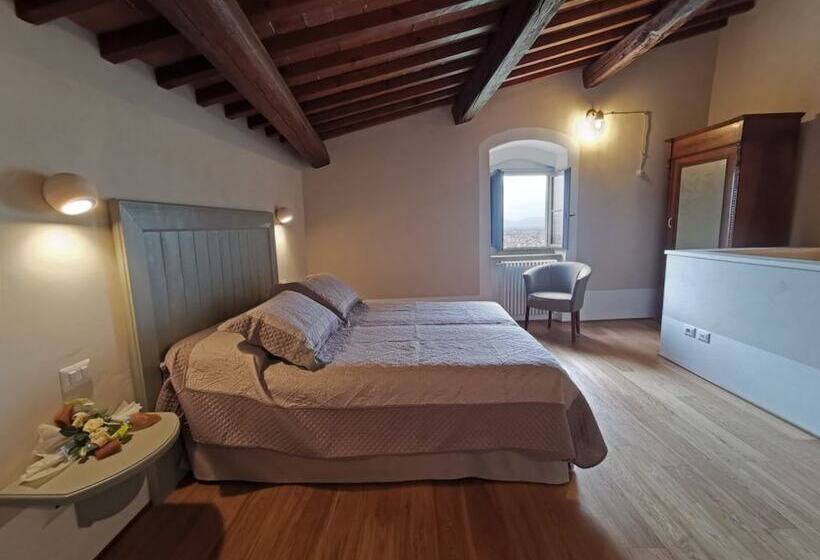 هتل Agriturismo La Terrazza