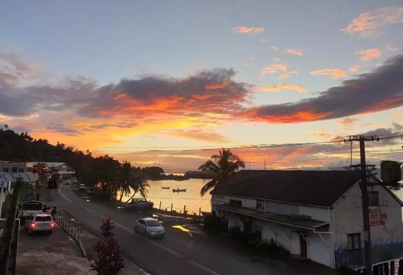 Hotelli Bay View Barbers Lodge