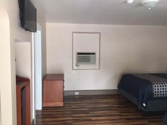 ホテル Hilltop Inn