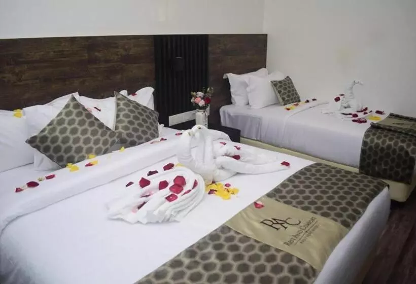 هتل Rest And Comfort Boutique
