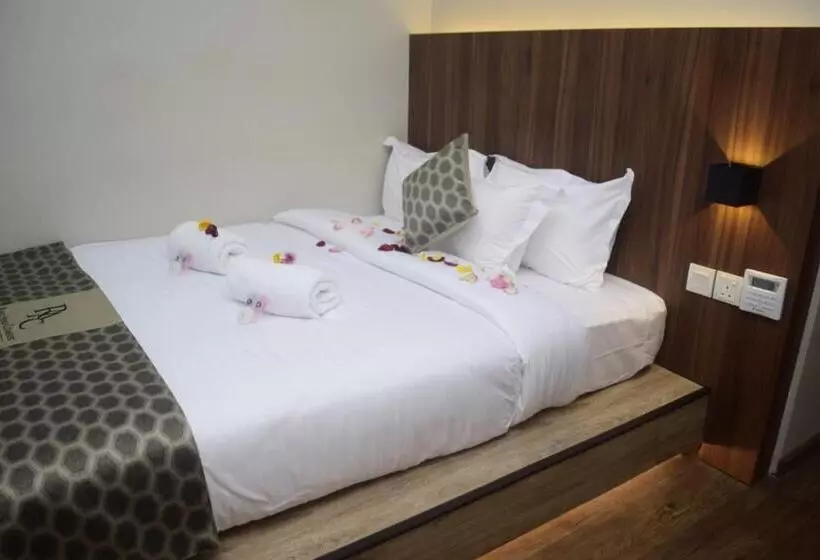 هتل Rest And Comfort Boutique