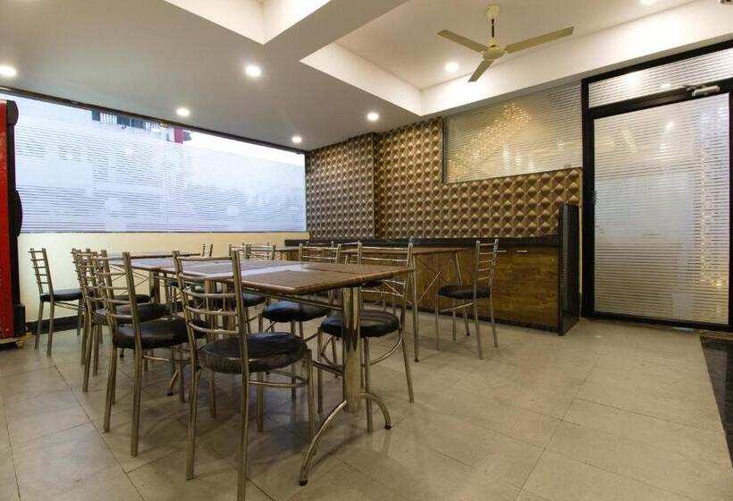 ホテル Star Zest House