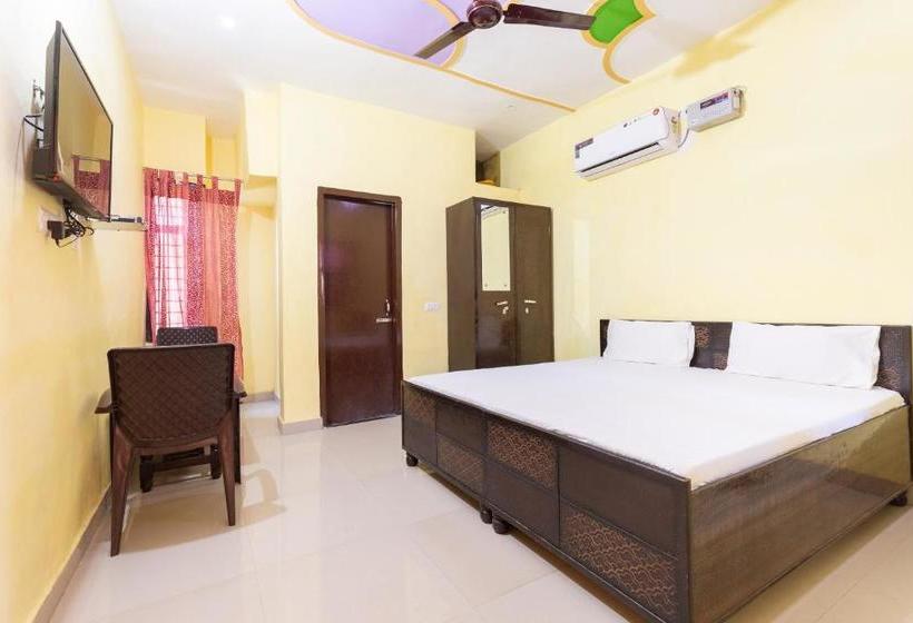 Spot On 41021 Motel Krishna