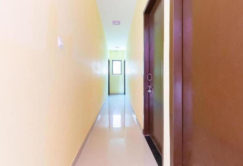 Spot On 41021 Motel Krishna