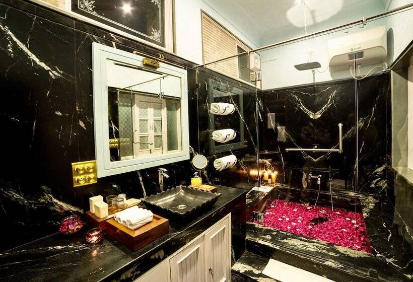 Vatsalya Vihar   A Luxury Pool Villas Resort