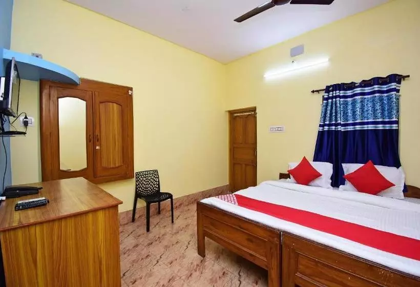 Hotelli Oyo 37829  Mishra S