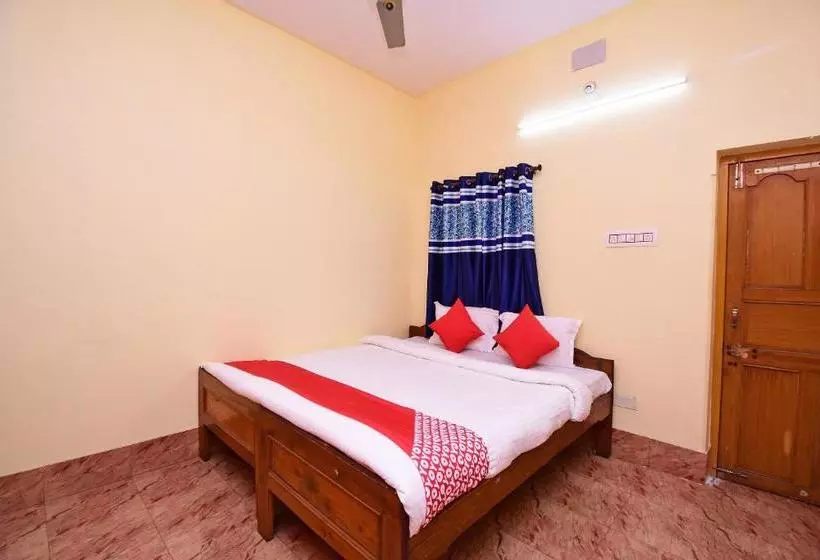Hotelli Oyo 37829  Mishra S
