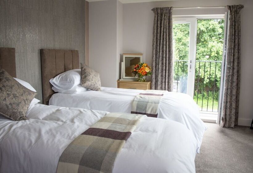 Hotel Rose And Crown